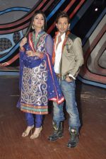 Shilpa Shetty, Terrence Lewis on the sets of Nach Baliye 5 in Filmistan, Mumbai on 29th Jan 2013 (96).JPG